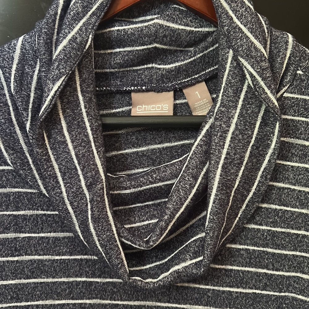 CHICOS TUNIC SIZE 1 Like New - navy/white strip